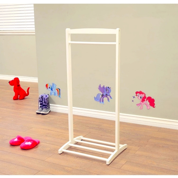 Kid's Clothes Hanger - Picture 2 of 2